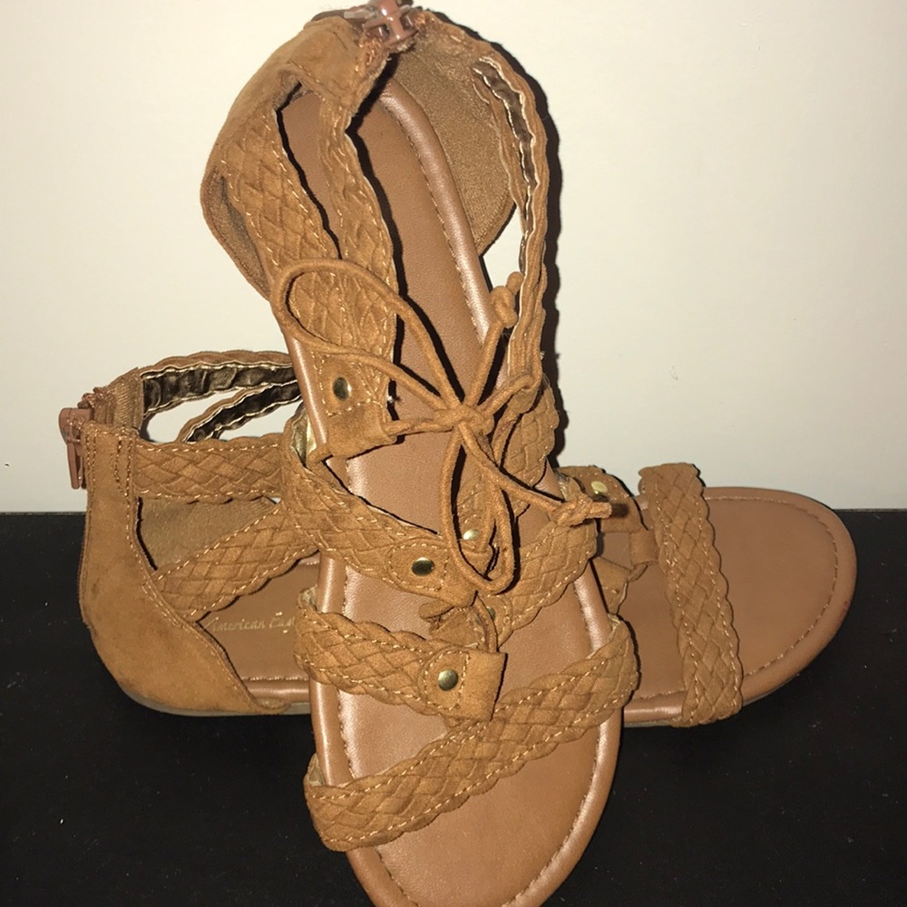 American Eagle girls sandals